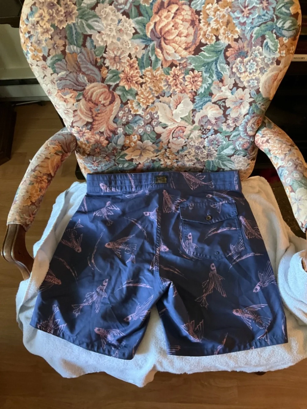 EUC Faherty Navy Board Shorts Size 32